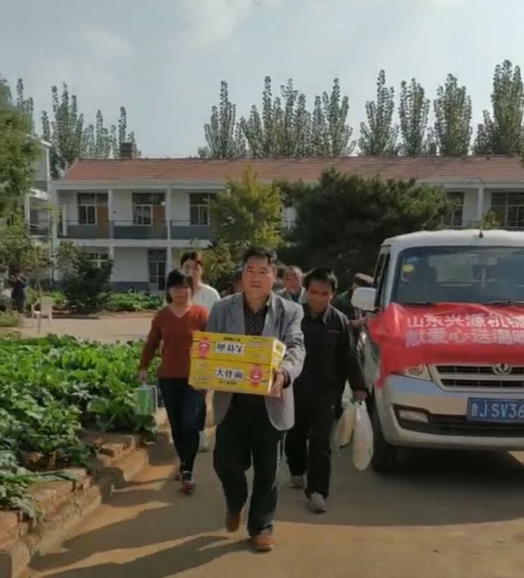 山東興源機(jī)械有限公司|起重機(jī)|行車|山東興源機(jī)械|單梁起重機(jī)|電動(dòng)葫蘆|起重配件|www.yong-xiong.com.cn|xyqzj|xyqzj.com|興源起重機(jī)|興源|起重機(jī)行車|起重設(shè)備|起重機(jī)械