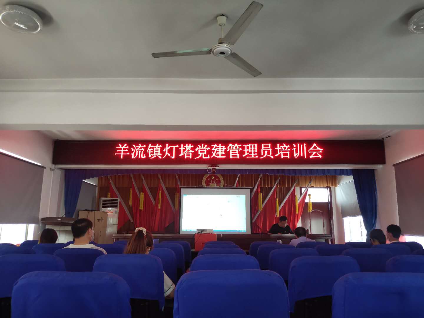 山東興源機械有限公司官網(wǎng)|起重機|行車|山東興源機械|單梁起重機|電動葫蘆|起重配件|www.yong-xiong.com.cn|xyqzj|xyqzj.com|興源起重機|興源|起重機行車|起重設(shè)備|起重機械